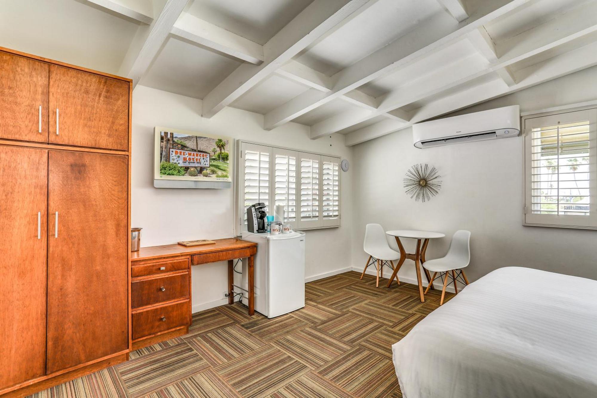 Del Marcos Hotel (Adults Only) Palm Springs Room photo